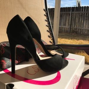 Heels size 7 $10 clutch $10